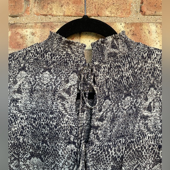 Free People Roma Smocked Sheer Reptile Print Blouse🖤 - Picture 8 of 12